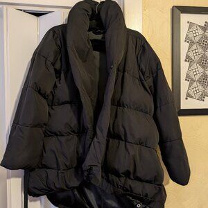 Universal Standard Kanda Puffer Coat size small (XL in Standard Sizing)